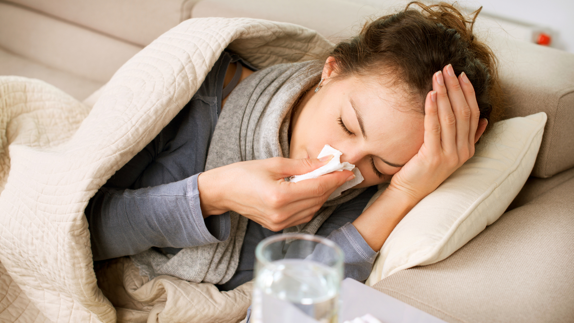 Hội chứng suy giảm miễn dịch: Triệu chứng, điều trị và phòng ngừa là gì? Nguyên nhân, triệu chứng và cách điều trị