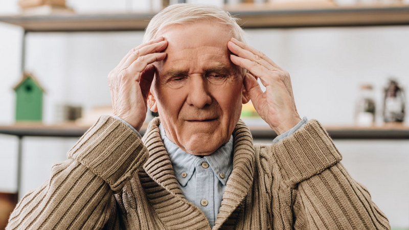 Teo não ở người già: Dấu hiệu, nguyên nhân và cách phòng ngừa 1