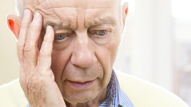 Teo não ở người già: Dấu hiệu, nguyên nhân và cách phòng ngừa 3