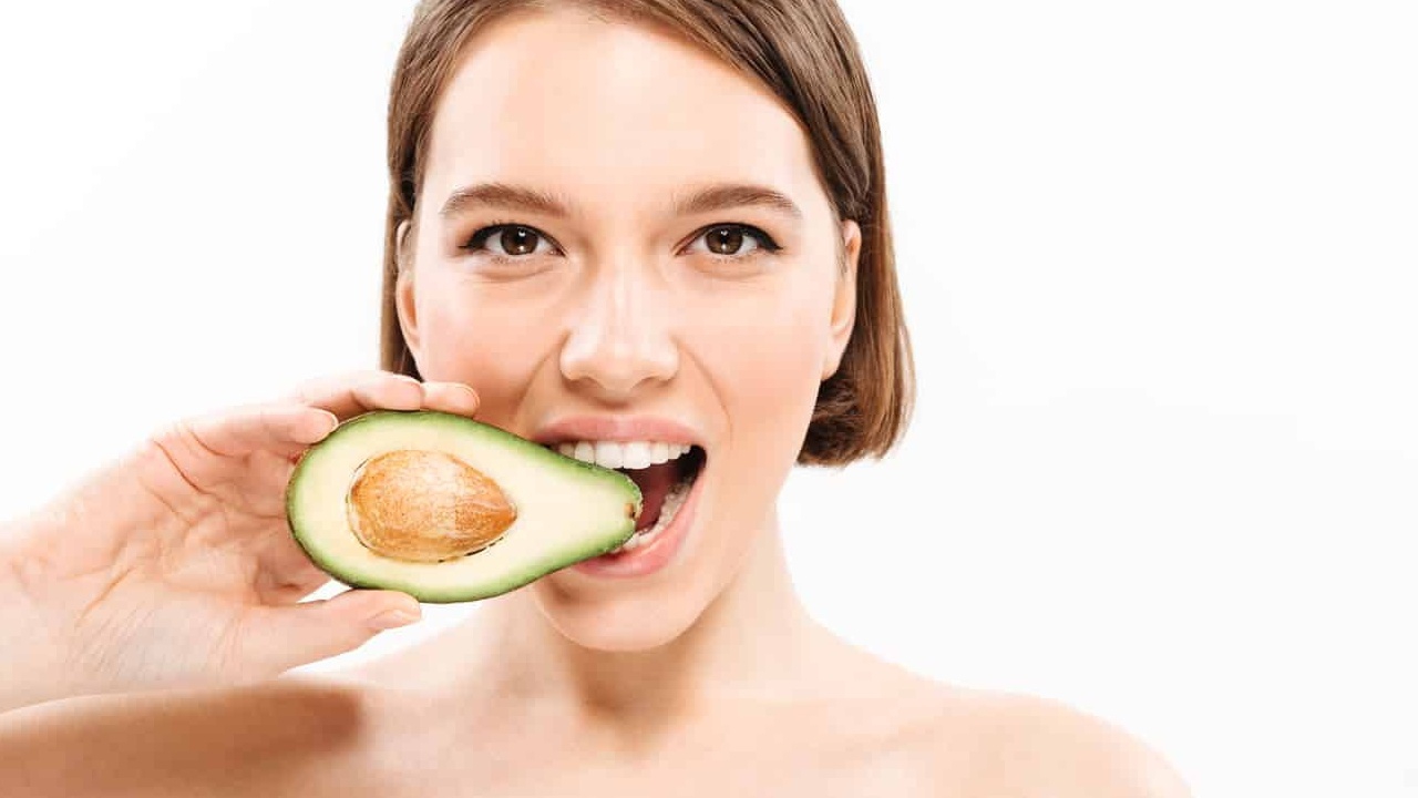 Ăn bơ có tác dụng gì? Cách ăn bơ tốt nhất cho sức khỏe
