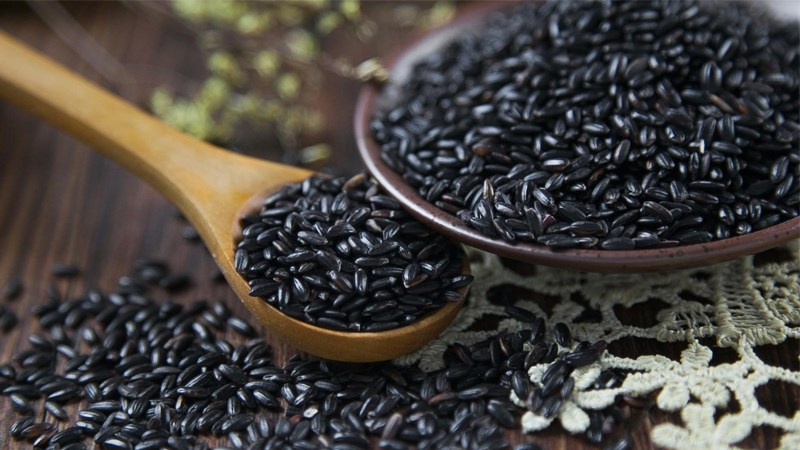 Những lưu ý khi ăn gạo lứt đen trong quá trình giảm cân?