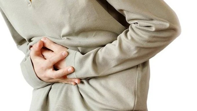 Triệu chứng đau bụng sau khi ăn tiết canh thường kéo dài bao lâu?
