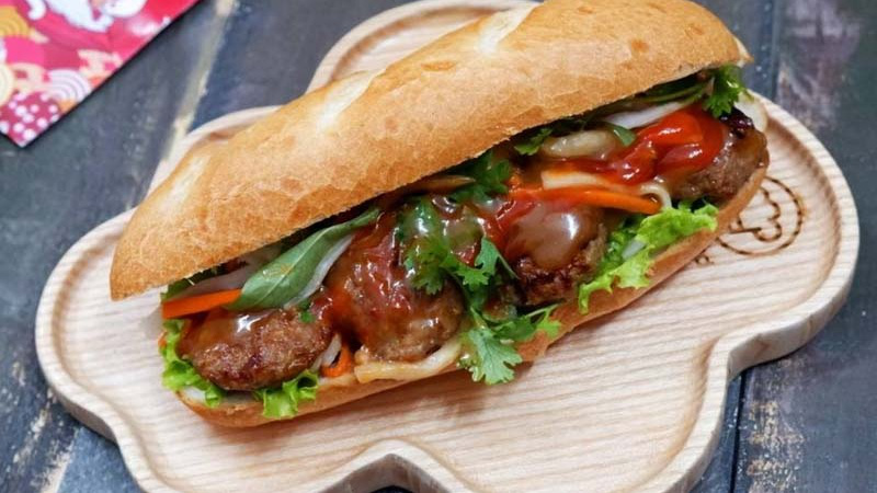 Bánh mì thịt nướng bao nhiêu calo? 1