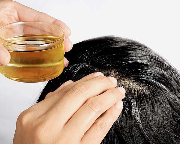Cách sử dụng dầu dừa để kích thích mọc tóc hiệu quả?
