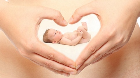 Tình trạng ra máu báo là một dấu hiệu có thai sau khi tiêm thuốc rụng trứng?
