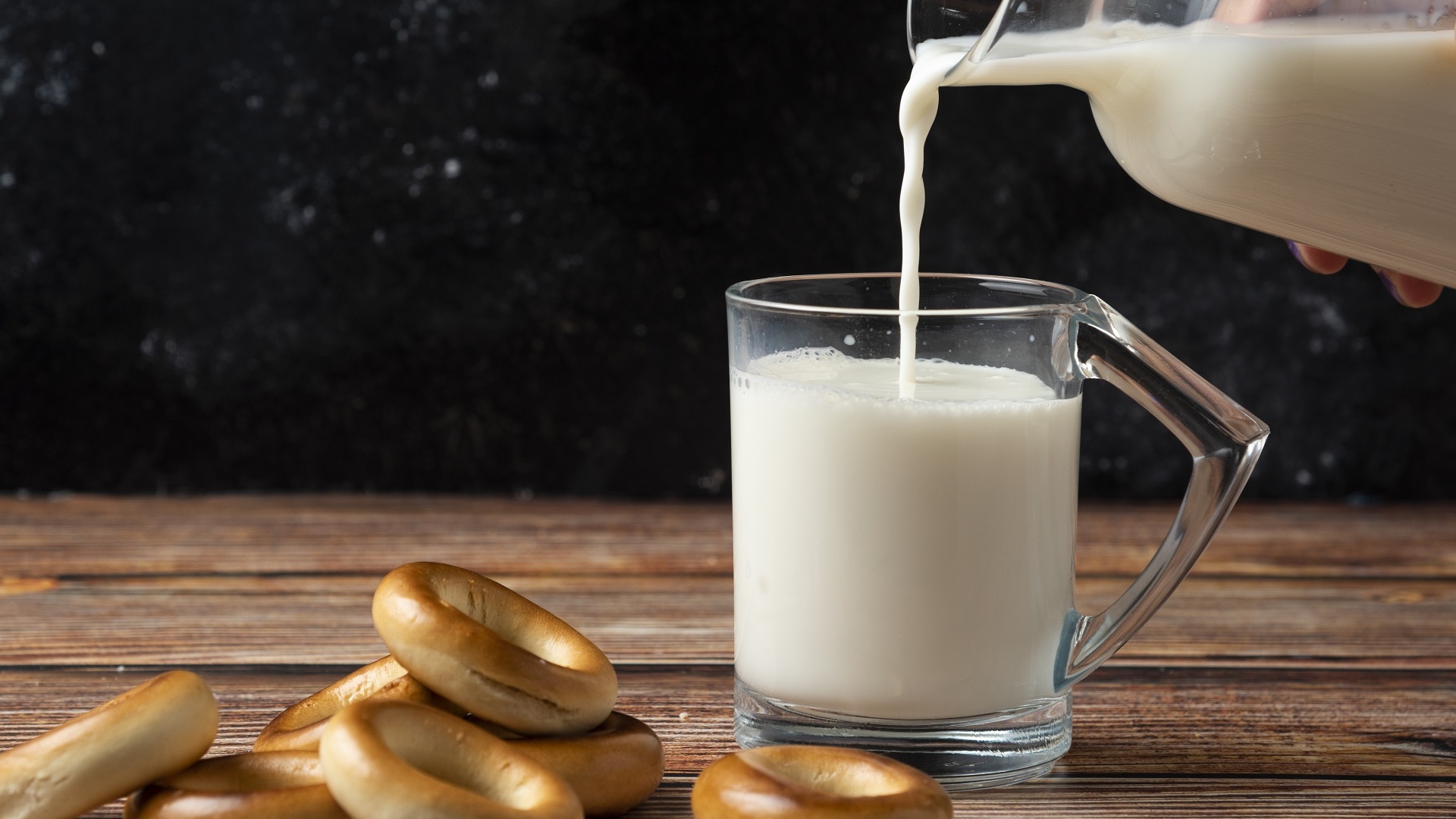 Sữa Ensure có thể giúp tăng cường sức khỏe cho người bệnh gan không?
