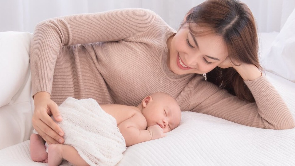 Các cách chăm sóc trẻ sơ sinh mới chào đời cha mẹ nên lưu lại