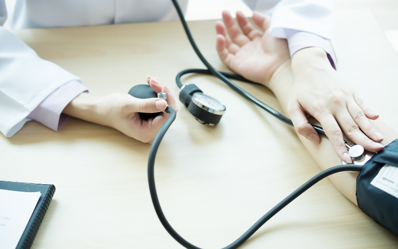 Các dấu hiệu nhồi máu cơ tim giúp bạn nhận biết bệnh sớm nhất 2