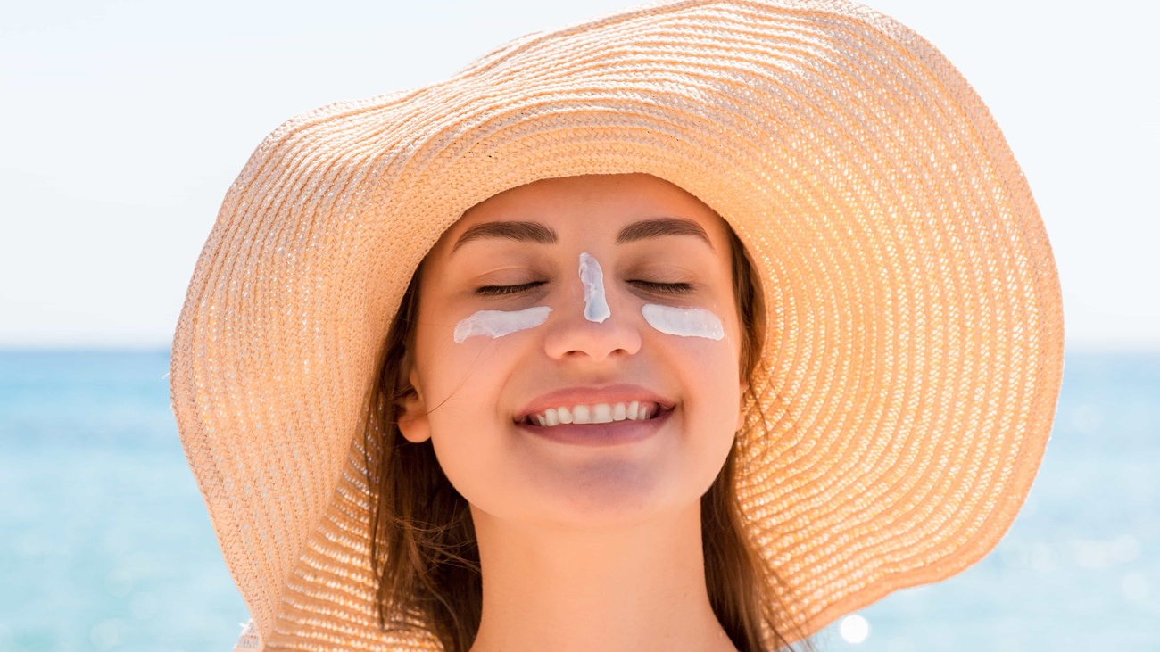 Những lưu ý cần biết khi sử dụng kem chống nắng vật lý để bảo vệ da khỏi tác hại của tia UV?
