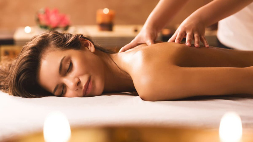 Cách massage cổ vai gáy thư giãn, giảm đau nhức hiệu quả