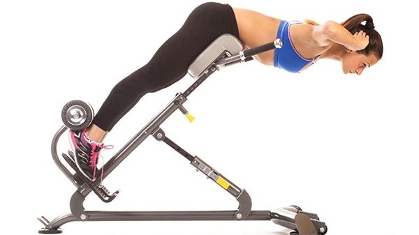 Cách tập Hyperextensions - bài tập cho lưng dưới hiệu quả