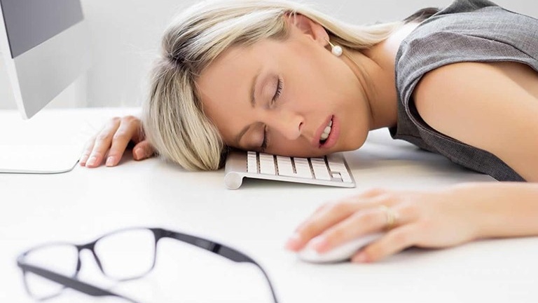 Chứng ngủ rũ Narcolepsy là gì?