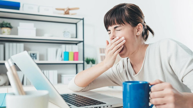 Ngủ gà là gì? Ngủ gà có chữa được không?
