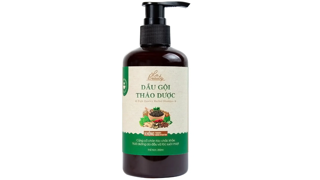Công dụng của dầu gội thảo dược có tốt như đồn thổi?