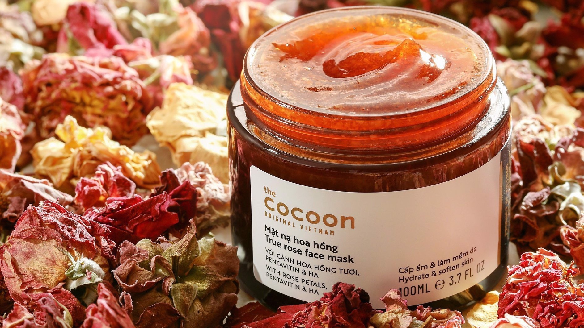 Mặt nạ hoa hồng Cocoon: Cứu tinh cho làn da khô và thiếu ẩm