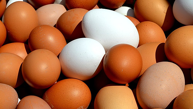 Có bất kỳ tác dụng phụ nào của việc ăn trứng đối với người bị đau bao tử không?
