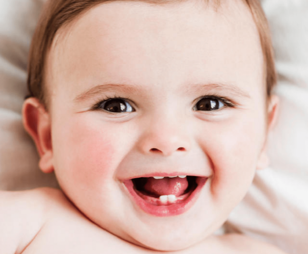 Cách chăm sóc răng nanh cho bé khi chúng mới mọc?
