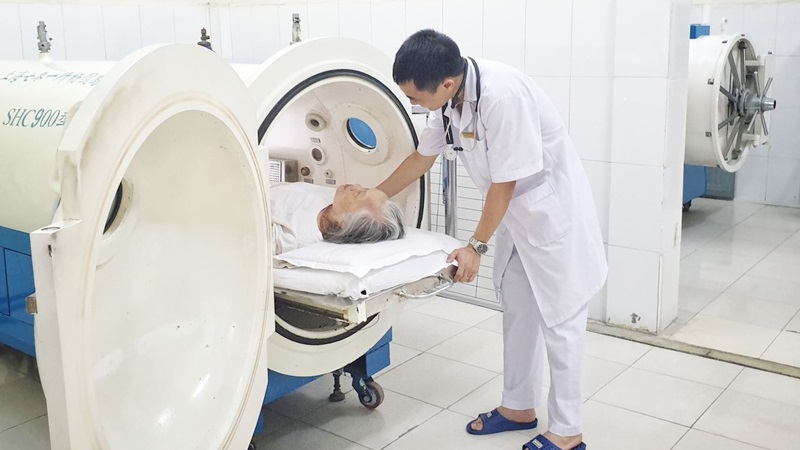 Điều trị oxy bằng khí áp hyperbaric và những điều bạn cần biết 3