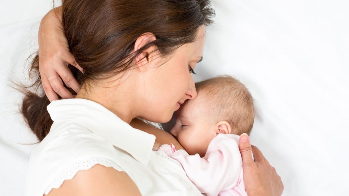 Clorpheniramin 4 cho con bú uống được không?