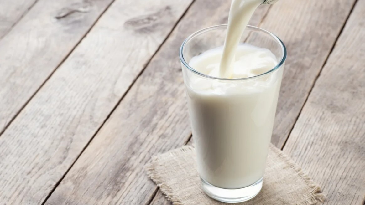 Giải đáp nhanh: Đau dạ dày có nên uống sữa không? Loại sữa nào tốt? 2