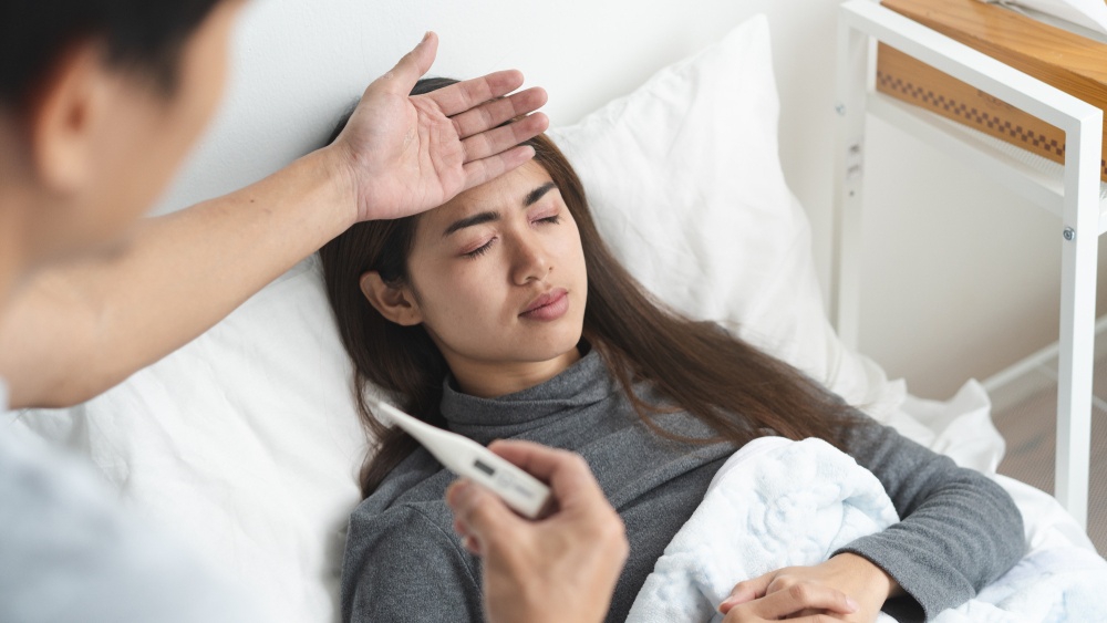 Trẻ bị rối loạn tiêu hóa có thể có sốt không?