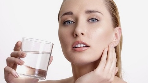 [Góc thắc mắc] Nên uống viên chống nắng bao lâu thì ngưng?