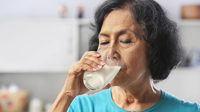 Sữa Anlene dành cho người tiểu đường có hiệu quả trong việc ổn định đường huyết như thế nào?