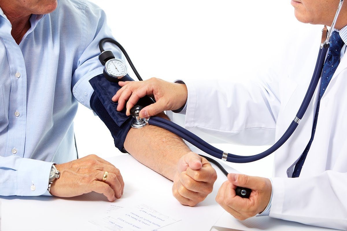 Những biến chứng của cao huyết áp là gì?