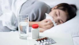 Thuốc nào có tác dụng làm giảm triệu chứng chảy nước mắt và sưng mắt khi mắc cảm cúm?