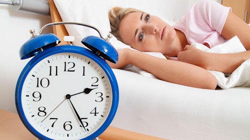 Ngoài thuốc ngủ, có những phương pháp hay công cụ nào khác có thể giúp giải quyết mất ngủ?
