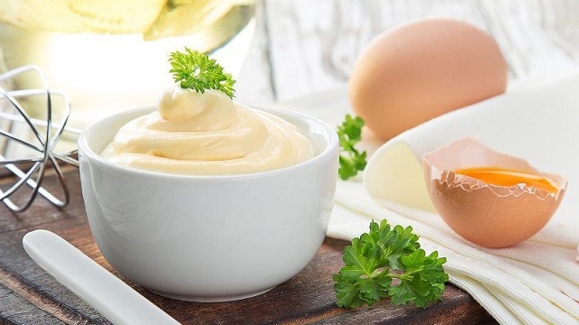 Giải đáp câu hỏi: Mayonnaise bao nhiêu calo?