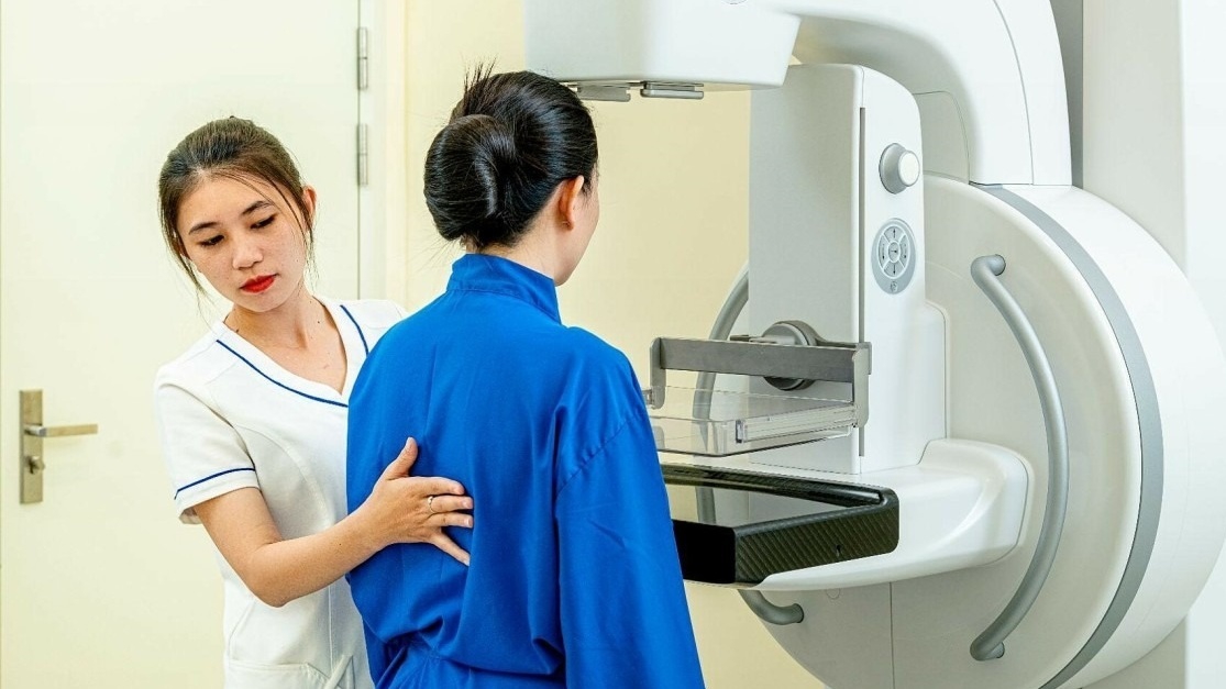 Máy DBT chụp X quang vú tầm soát ung thư vú