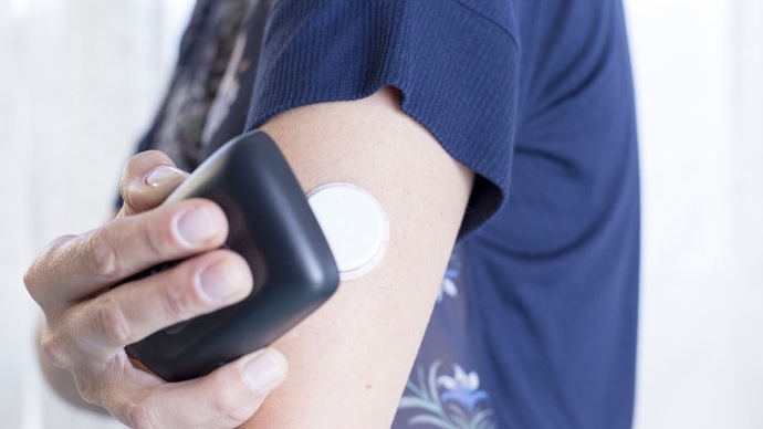 Máy đo đường huyết không cần lấy máu Dexcom G6 có những tiện ích gì đặc biệt?
