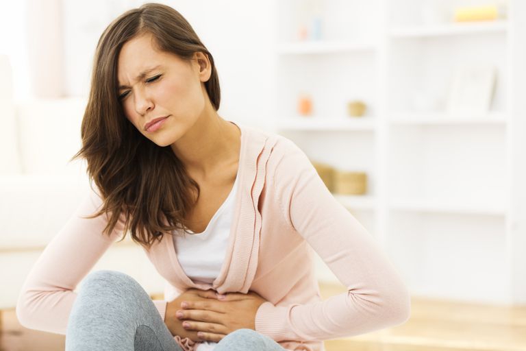 Có những nguyên nhân gây đau bụng tiêu chảy ở mẹ sau khi sinh?
