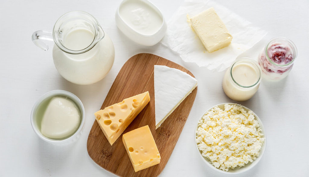 Các sản phẩm làm từ sữa giàu canxi, ngăn ngừa loãng xương sau sinh