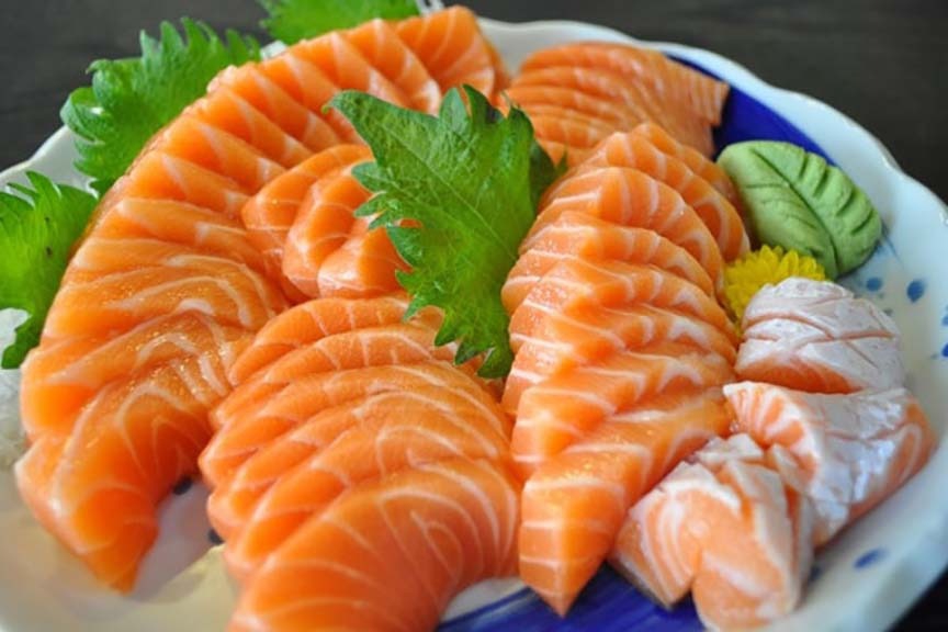 Nên ăn cá hay uống viên dầu cá? Bổ sung dầu cá omega 3 cho cơ thể