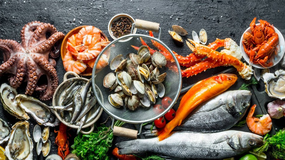 Hàm lượng cholesterol trong hải sản có ảnh hưởng đến người tiểu đường không?
