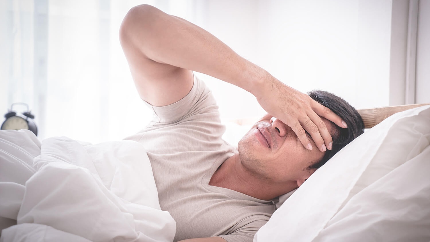 Nguyên nhân và cách xử lý khi ngủ trưa dậy bị đau đầu buồn nôn 