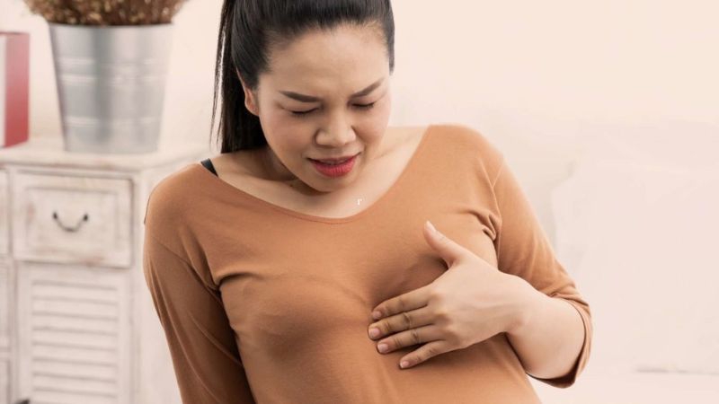 Nhận biết đã mang bầu với que thử thai Safefit Test 2