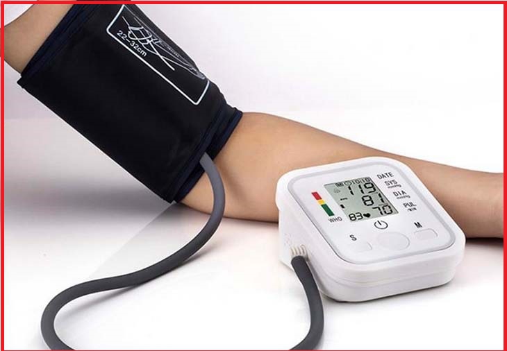 Những lưu ý khi dùng máy đo huyết áp bắp tay tự động