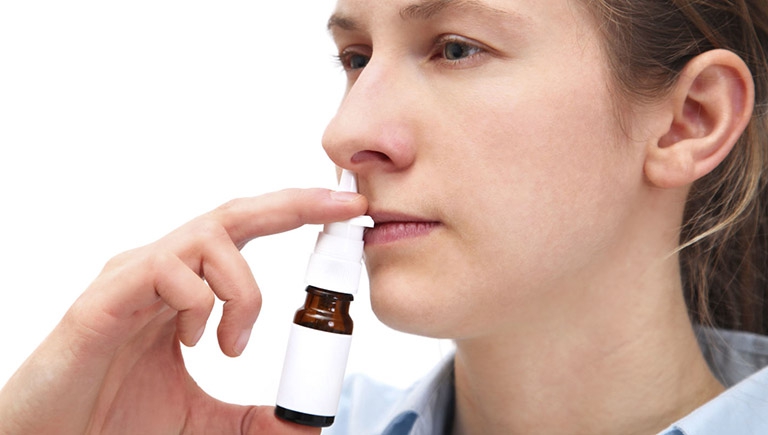 Những lưu ý khi sử dụng xịt mũi để vệ sinh mũi