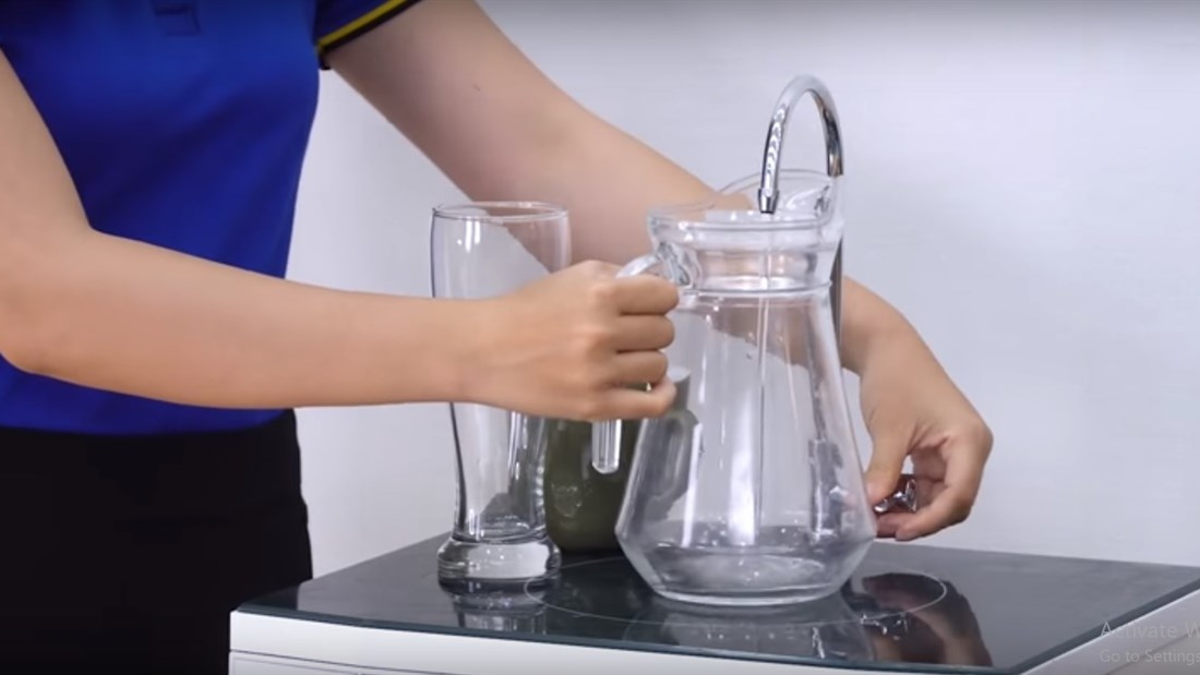 Nên uống nước đun sôi để nguội hay nước lọc?