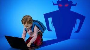 Sự tác hại của internet đối với trẻ em và cách phòng ngừa
