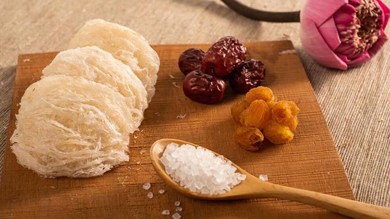 Nước yến cho trẻ em loại nào tốt nhất hiện nay