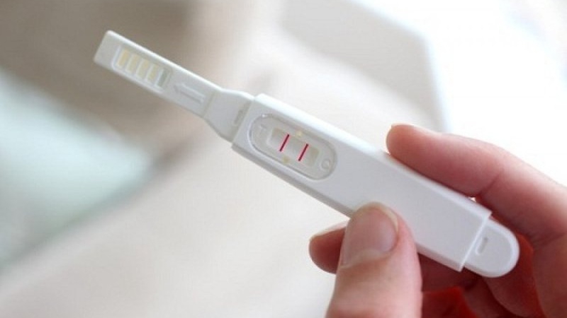 Sau bao nhiêu ngày quan hệ mới nên thử que thai để xác định thai hay không?
