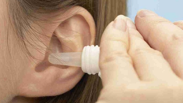 Có những loại nước muối sinh lý nào khác có thể sử dụng để nỏ vào tai?
