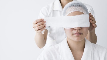 Có những phương pháp chữa trị chắp lẹo mắt nào khác ngoài việc rạch/chích? 
