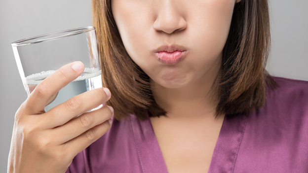 Tìm hiểu về nước muối sinh lý súc miệng loại nào tốt Triệu chứng và điều trị