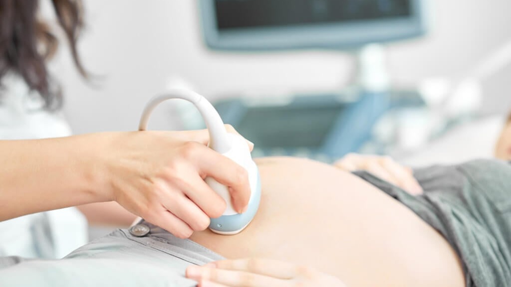 Có những dấu hiệu nào trong siêu âm cho thấy thai nhi là con trai?
