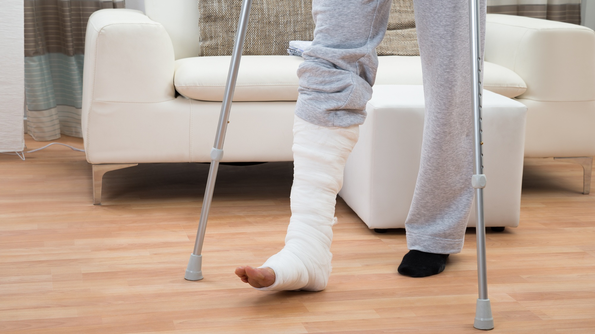 Những biện pháp phục hồi sau gãy xương bàn chân là gì?
